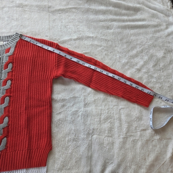 Girls Nordstrom Treasure And Bond Sweater  High Low Hem Crew Neck M Color Block - Picture 13 of 15